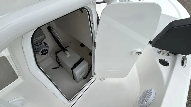 Slide: The Image of Sea Pro 250 Bay 2026 - 19