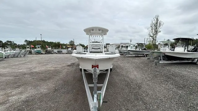 Slide: The Image of Sea Pro 250 Bay 2026 - 4