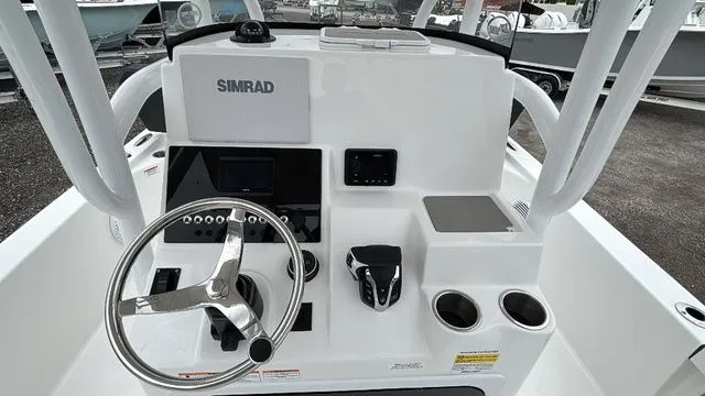 Slide: The Image of Sea Pro 250 Bay 2026 - 5