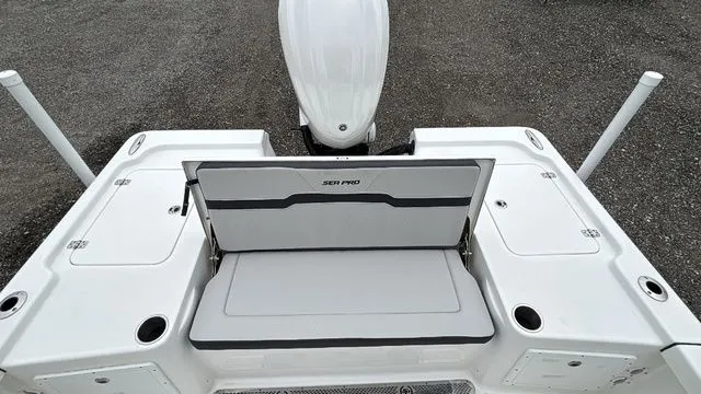 Slide: The Image of Sea Pro 250 Bay 2026 - 9