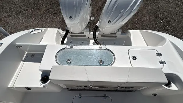 Slide: The Image of Sea Pro 262 Offshore DLX 2026 - 10