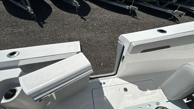 Slide: The Image of Sea Pro 262 Offshore DLX 2026 - 28