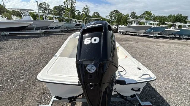 Slide: The Image of Mako Pro Skiff 15 CC 2026 - 3