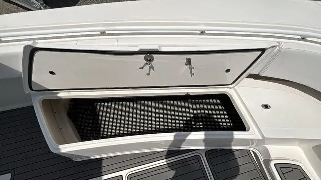 Slide: The Image of Fountain 34 Cc 2019 - 12