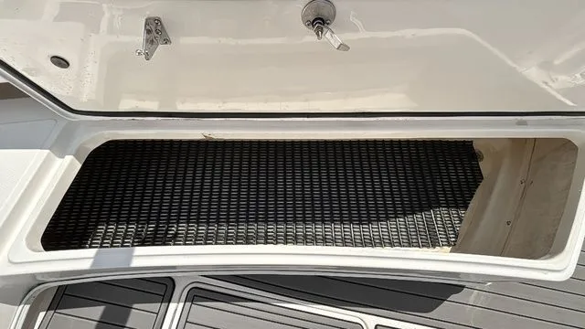 Slide: The Image of Fountain 34 Cc 2019 - 13