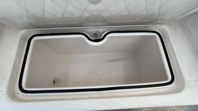 Slide: The Image of Fountain 34 Cc 2019 - 17