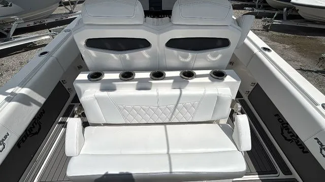 Slide: The Image of Fountain 34 Cc 2019 - 27