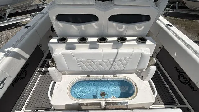 Slide: The Image of Fountain 34 Cc 2019 - 28