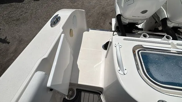 Slide: The Image of Fountain 34 Cc 2019 - 32