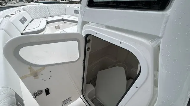 Slide: The Image of Sea Fox 268 Commander 2026 - 25