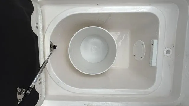 Slide: The Image of Sea Fox 268 Commander 2026 - 34