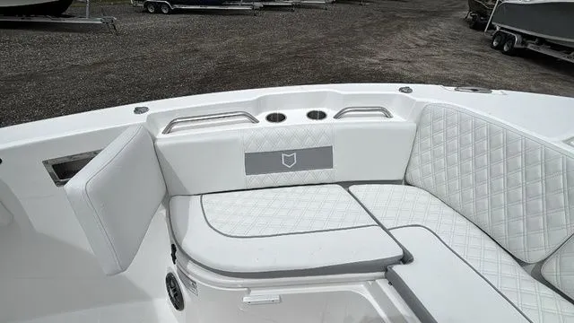 Slide: The Image of Sea Fox 268 Commander 2026 - 36