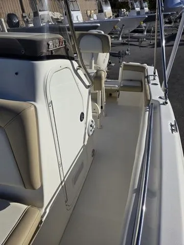 Slide: The Image of Scout 210 XFS 2012 - 10