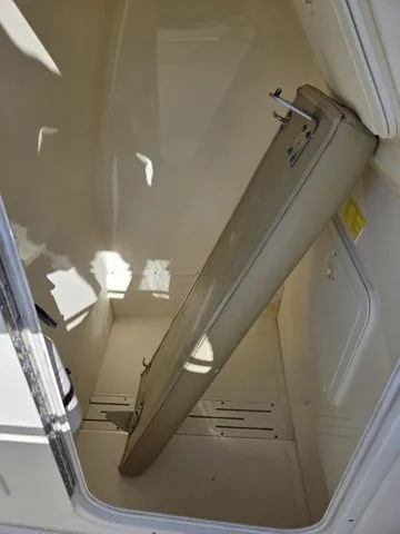 Slide: The Image of Scout 210 XFS 2012 - 11