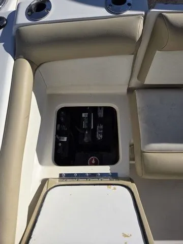 Slide: The Image of Scout 210 XFS 2012 - 17