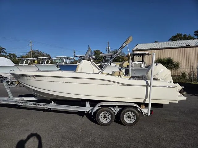 Slide: The Image of Scout 210 XFS 2012 - 4