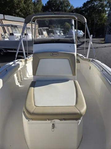 Slide: The Image of Scout 210 XFS 2012 - 7