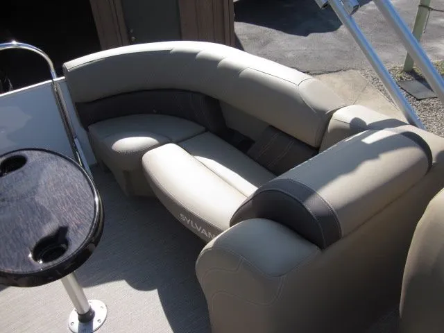 Slide: The Image of Sylvan Mirage 8522 LZ 2026 - 16