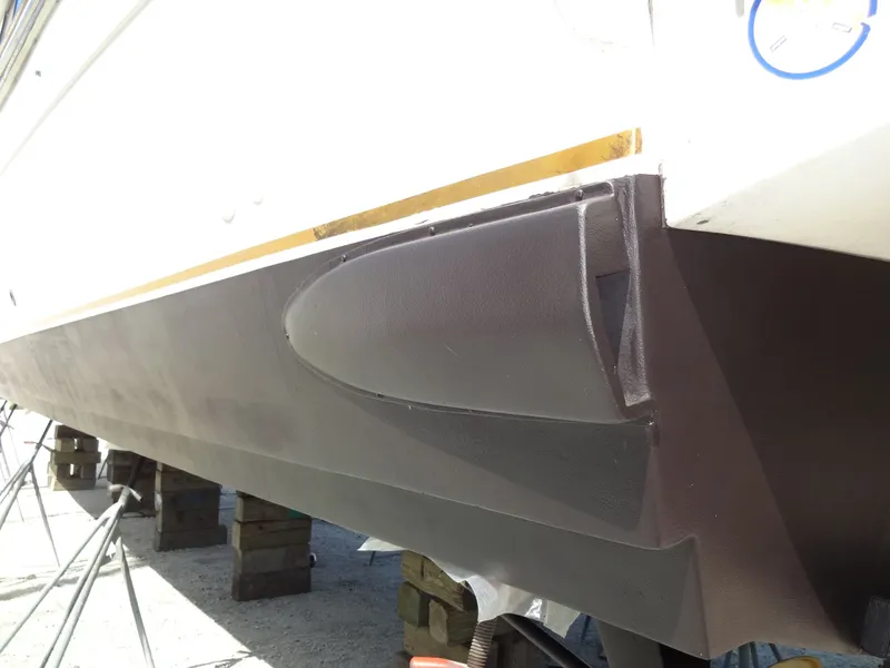 Slide: The Image of Navigator 5600 Sundance Pilothouse 1997 - 108