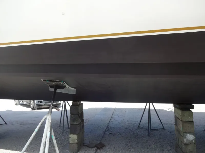 Slide: The Image of Navigator 5600 Sundance Pilothouse 1997 - 110