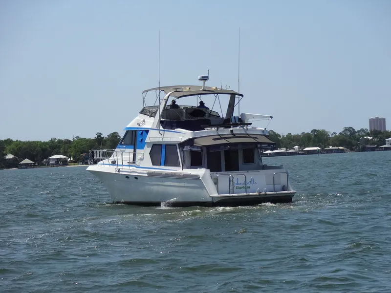 Slide: The Image of Navigator 5600 Sundance Pilothouse 1997 - 127