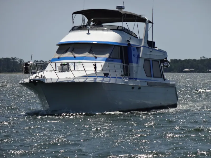 Slide: The Image of Navigator 5600 Sundance Pilothouse 1997 - 135