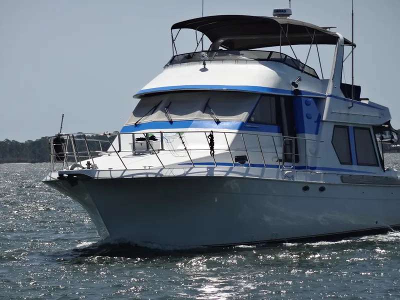 Slide: The Image of Navigator 5600 Sundance Pilothouse 1997 - 136