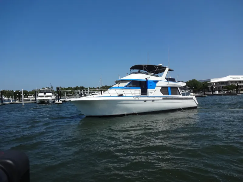 Slide: The Image of Navigator 5600 Sundance Pilothouse 1997 - 141