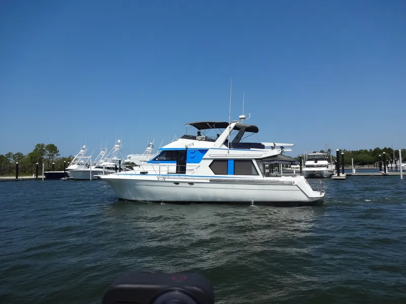 Slide: The Image of Navigator 5600 Sundance Pilothouse 1997 - 142
