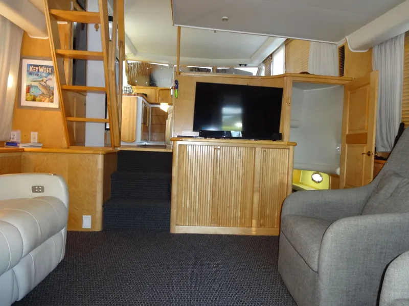 Slide: The Image of Navigator 5600 Sundance Pilothouse 1997 - 52