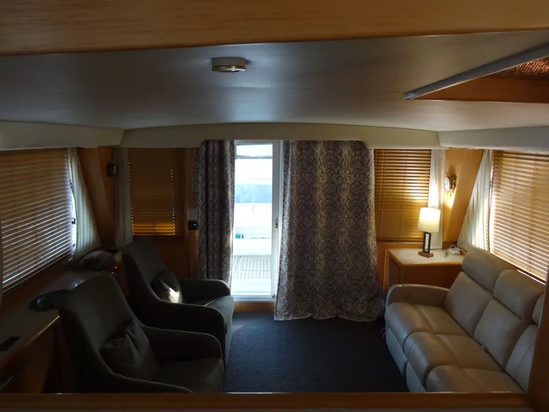 Slide: The Image of Navigator 5600 Sundance Pilothouse 1997 - 55