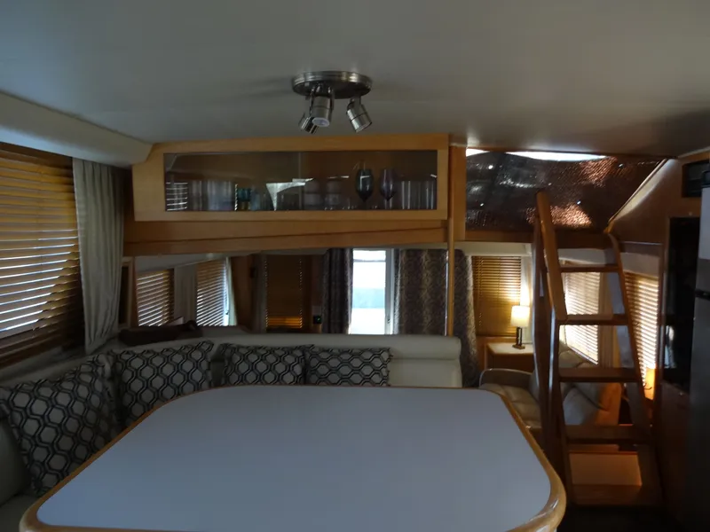 Slide: The Image of Navigator 5600 Sundance Pilothouse 1997 - 66