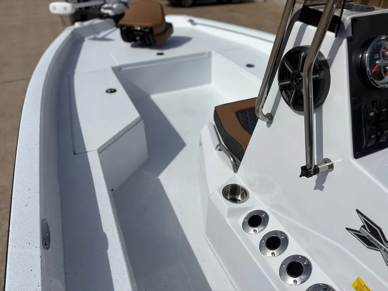 Slide: The Image of 2026 Xpress H22B Hyper-Lift Bay boat interior view - 7