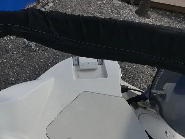 Slide: The Image of Stingray 201DC (OB) 2020 - 28