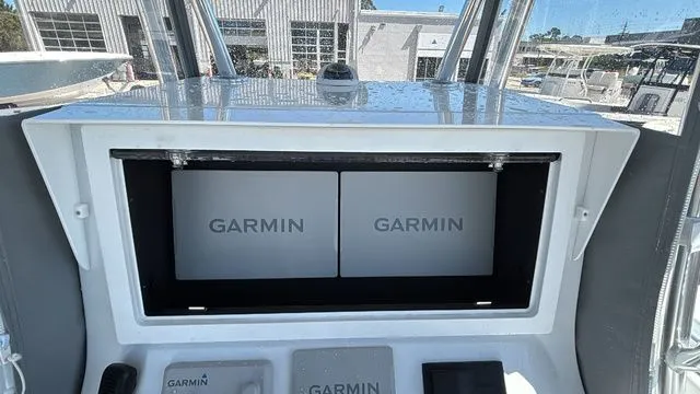 Slide: The Image of Contender 32 ST 2026 - 12