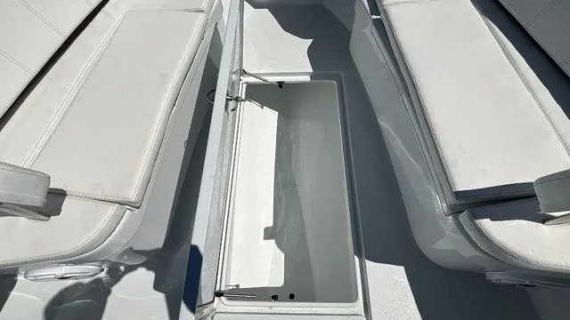 Slide: The Image of Contender 32 ST 2026 - 26