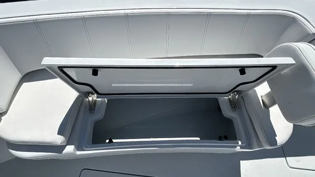 Slide: The Image of Contender 32 ST 2026 - 31