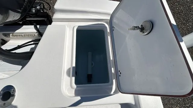 Slide: The Image of Sea Pro 172 Bay 2026 - 15