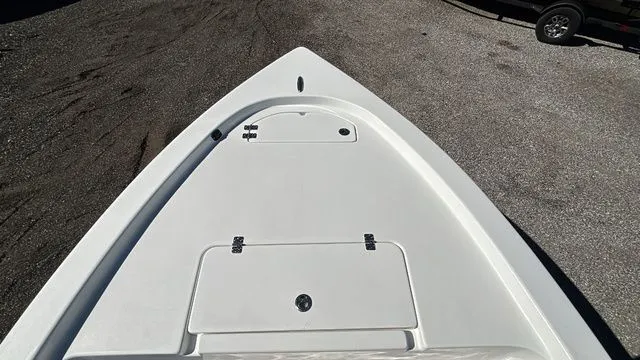 Slide: The Image of Sea Pro 172 Bay 2026 - 17