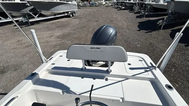 Slide: The Image of Sea Pro 172 Bay 2026 - 8