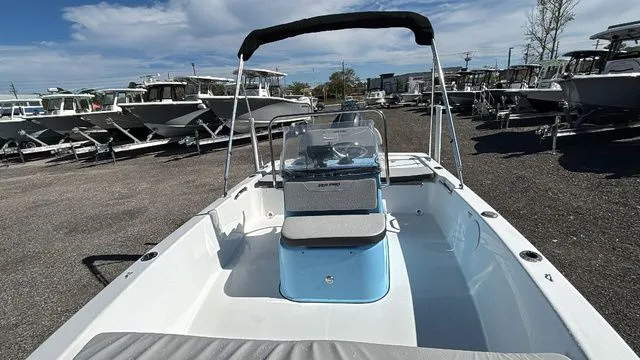 Slide: The Image of Sea Pro 172 Bay 2026 - 5