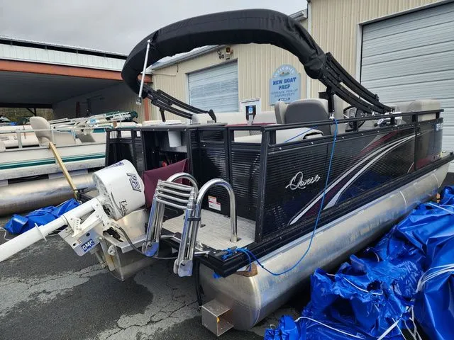 Slide: The Image of Qwest 816 E-Class XRE Cruise - DEAL PENDING 2023 - 3