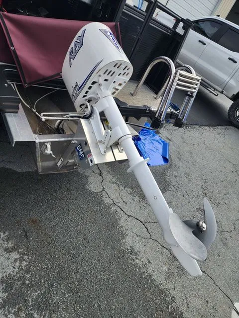 Slide: The Image of Qwest 816 E-Class XRE Cruise - DEAL PENDING 2023 - 4