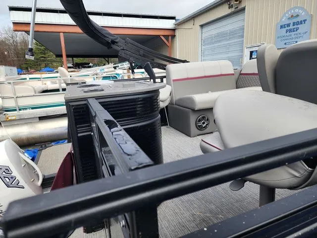 Slide: The Image of Qwest 816 E-Class XRE Cruise - DEAL PENDING 2023 - 5