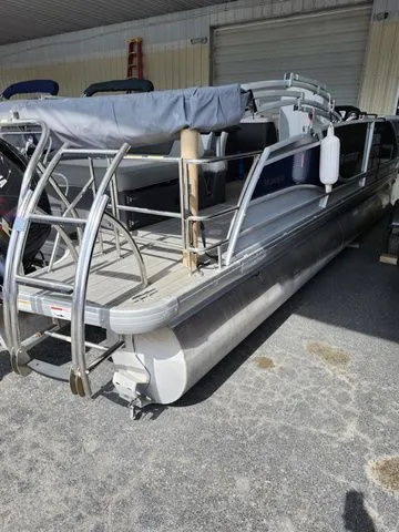 Slide: The Image of Monaco 235 2020 - 12