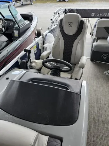 Slide: The Image of Monaco 235 2020 - 3