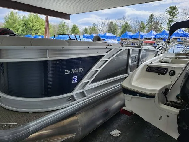 Slide: The Image of Monaco 235 2020 - 8