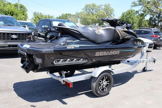 Slide: The Image of Sea-Doo GTX 155 2016 - 5