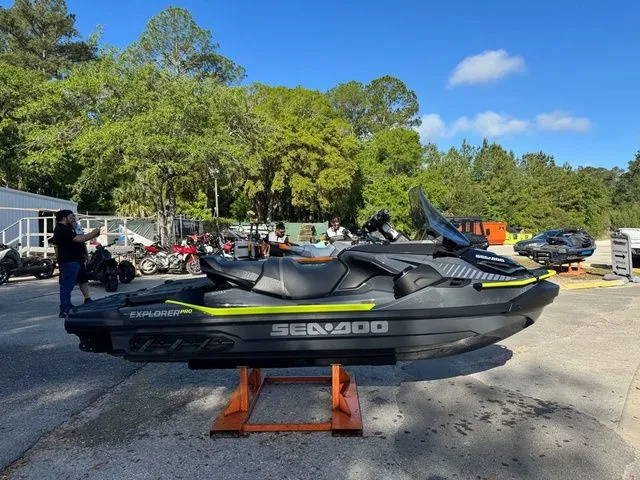 The Image of Sea-Doo Explorer Pro 2026 - 1