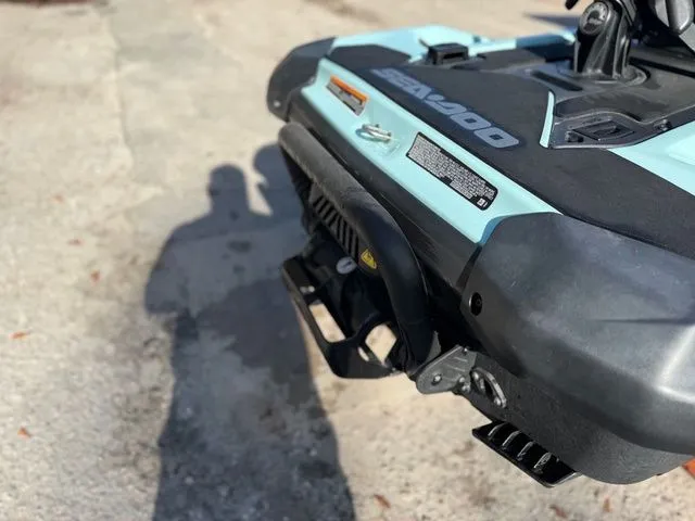 Slide: The Image of Sea-Doo Wake 170 2023 - 11